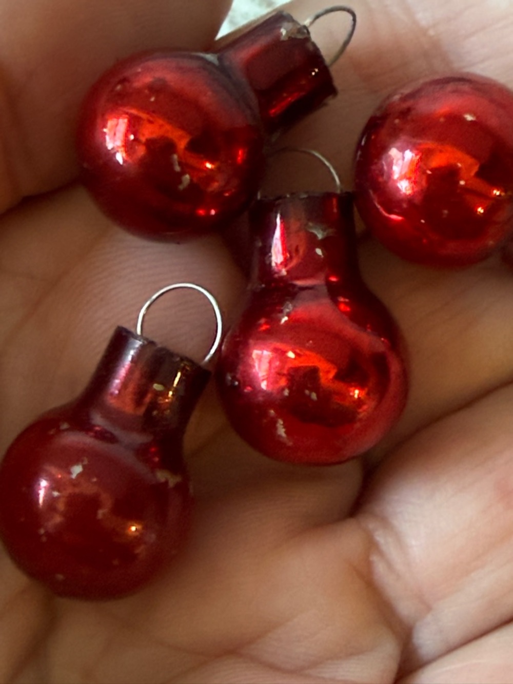 PLEASANT COMPANY American Girl Today HOLIDAY ORNAMENTS - 4 RED Ball Ornaments